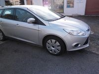 Gebraucht Ford Focus Trend 116 PS (85 kW) 2013 Silber Kombi