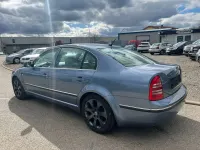 Gebraucht Skoda Superb 193 PS (141 kW) 2006 Blau Limousine
