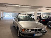 Gebraucht BMW 735 211 PS (155 kW) 1990 Silber Limousine