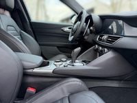 Neu Alfa Romeo Giulia Veloce 280 PS (205 kW) 2026 Colore esterno (nero vulcano, Limousine