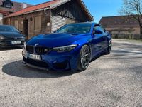gebraucht BMW M4 cs San Marino blue