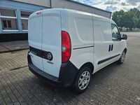 Gebraucht Fiat Doblò 101 PS (74 kW) 2022 Weiß Van / Kleinbus