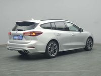 Neu Ford Focus ST-Line X 155 PS (114 kW) 2025 Moondust silver Kombi