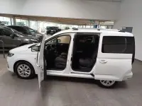 Gebraucht Ford Tourneo Connect 114 PS (83 kW) 2025 Weiß Van / Kleinbus