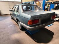 Gebraucht Opel Rekord 100 PS (73 kW) 1986 Grau Limousine