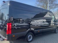 Gebraucht Mercedes Sprinter 170 PS (125 kW) 2023 Tiefschwarz Van