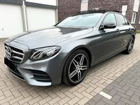 Gebraucht Mercedes E220 AMG line 194 PS (142 kW) 2016 Grau Limousine