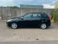 Gebraucht Hyundai i30 109 PS (80 kW) 2012 Schwarz Kombi