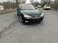 Gebraucht Ford Mondeo 125 PS (91 kW) 2004 Schwarz Limousine