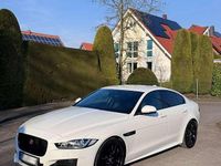 Gebraucht Jaguar XE R-Sport 179 PS (131 kW) 2019 Weiß Limousine