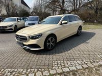 Gebraucht Mercedes E220 194 PS (142 kW) 2021 Gelb Kombi