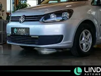 Usata VW Touran Trendline 105 CV (77 kW) 2011 Argento Monovolume