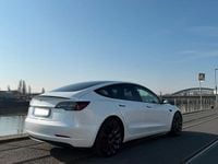 Gebraucht Tesla Model 3 Performance 377 kW (513 PS) 2023 Weiß Limousine
