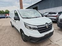 Gebraucht Renault Trafic 110 PS (80 kW) 2023 Weiß Van / Kleinbus