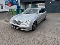 Gebraucht Mercedes E320 204 PS (150 kW) 2004 Silber Limousine