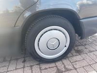 Gebraucht Mercedes E200 1987 Grau Limousine