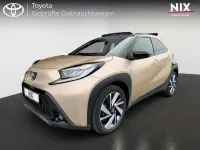 Gebraucht Toyota Aygo X X-plore 72 PS (52 kW) 2022 Ginger beige metallic/ night sky black SUV