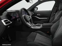 Gebraucht BMW 320 M Sport 184 PS (135 kW) 2025 Rot Kombi