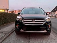 Gebraucht Ford Kuga 150 PS (110 kW) 2019 Schwarz SUV