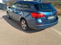 Gebraucht Opel Astra 140 PS (102 kW) 2015 Blau Kombi