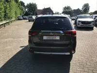 Gebraucht Mitsubishi Outlander 150 PS (110 kW) 2016 Granit braun SUV