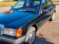 Gebraucht Mercedes 190 118 PS (86 kW) 1989 Schwarz Limousine