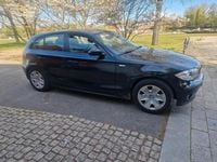 Gebraucht BMW 116 105 PS (77 kW) 2006 Schwarz Kleinwagen