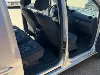 Gebraucht VW Caddy 105 PS (77 kW) 2011 Silber Van / Kleinbus