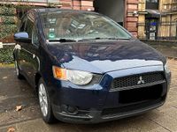 Gebraucht Mitsubishi Colt 95 PS (69 kW) 2012 Blau Kleinwagen