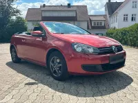 Gebraucht VW Golf VII 105 PS (77 kW) 2014 Rot Cabrio