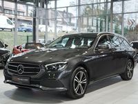 Gebraucht Mercedes E220 Avantgarde 200 PS (147 kW) 2023 Grau Kombi