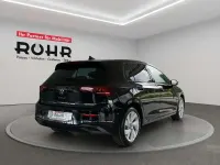 Gebraucht VW Golf VIII 150 PS (110 kW) 2026 Grenadillschwarz metallic Limousine