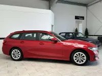 Gebraucht BMW 318 Advantage 150 PS (110 kW) 2022 Rot Kombi