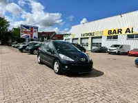 Gebraucht Peugeot 207 92 PS (67 kW) 2017 Schwarz Limousine