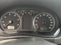Gebraucht VW Polo Basis 75 PS (55 kW) 2004 Silber Kleinwagen