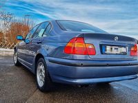 Gebraucht BMW 320 170 PS (125 kW) 2003 Blau Limousine