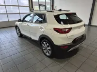 Gebraucht Kia Stonic Vision 84 PS (61 kW) 2024 Weiß SUV