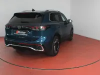 Gebraucht VW Tiguan R-line 150 PS (110 kW) 2025 Nightshade blue metallic (metallic) SUV