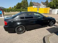 Gebraucht BMW 320 170 PS (125 kW) 2008 Schwarz Limousine