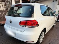 Gebraucht VW Golf 86 PS (63 kW) 2011 Weiß Coupé
