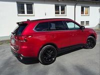Gebraucht Mitsubishi Outlander 150 PS (110 kW) 2015 Rot SUV