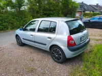 Używany Renault Clio II 75 KM (55 kW) 2004 Szary Hatchback