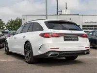 Gebraucht Mercedes E300 204 PS (150 kW) 2024 Weiss unilack polarweiss Kombi