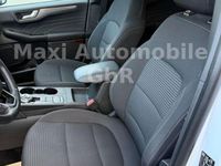 Gebraucht Ford Kuga Titanium 140 PS (102 kW) 2022 Weiß SUV