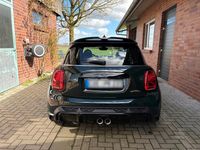 Gebraucht Mini John Cooper Works 231 PS (169 kW) 2024 Grün Kleinwagen