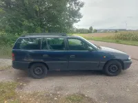 Gebraucht Opel Astra 75 PS (55 kW) 1998 Blau Kombi