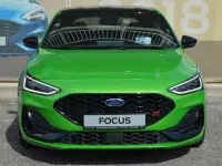 Gebraucht Ford Focus ST 280 PS (205 kW) 2026 Meangreenmetallic Limousine