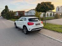 Gebraucht Mercedes GLA250 AMG 211 PS (155 kW) 2015 Weiß SUV
