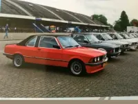 Gebraucht BMW 323 143 PS (105 kW) 1979 Rot Cabrio