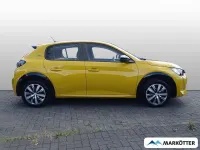 Gebraucht Peugeot e-208 Active 100 kW (136 PS) 2022 Gelb Kleinwagen